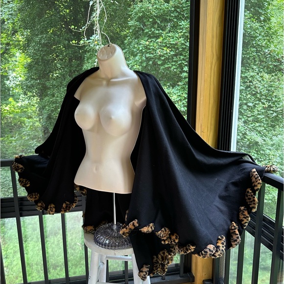 Vintage “Fur-Trim” Black Wrap Cardigan Cape Coat Leopard Lena Gabrielle ~Unsized - Picture 7 of 9